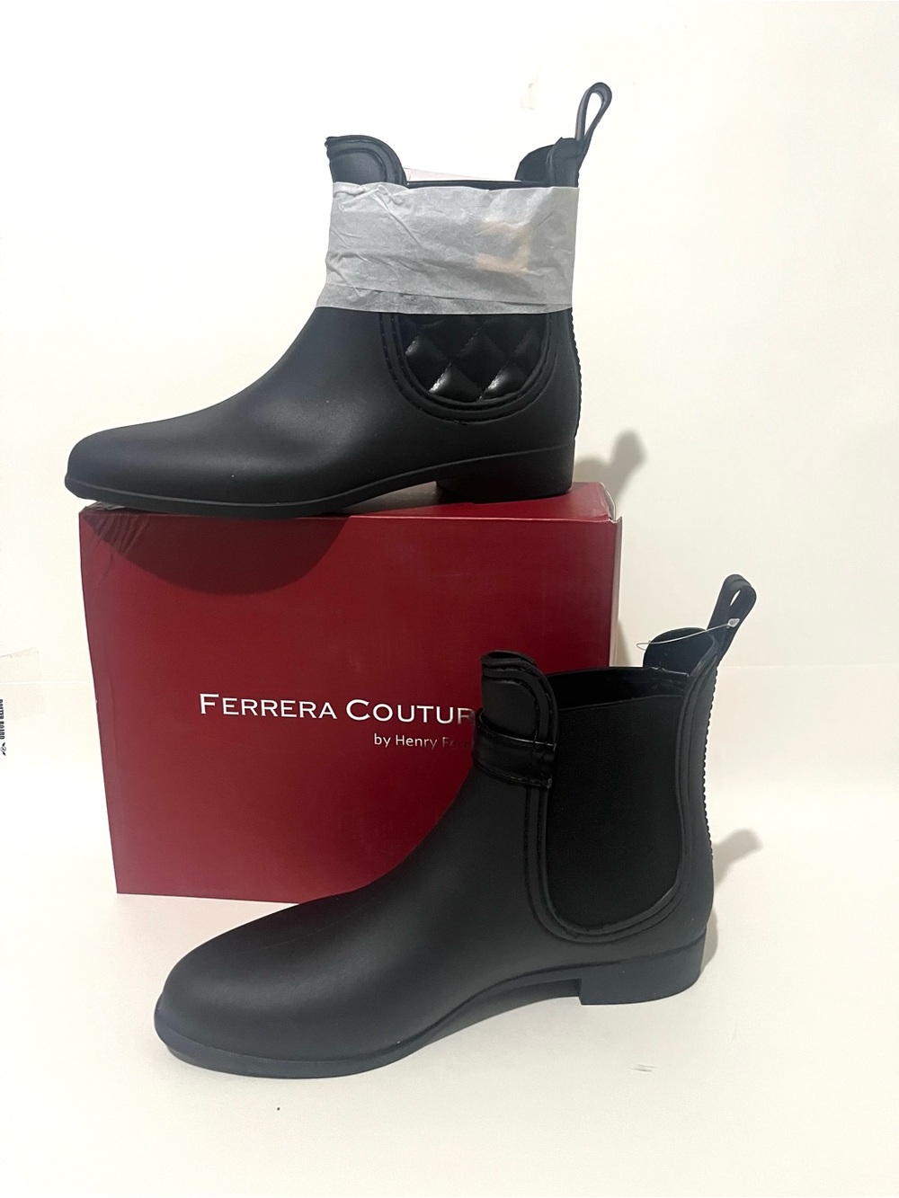 Henry Ferrara Couture Clarity Sky 5 Women's Black Chelsea Rain Boots
